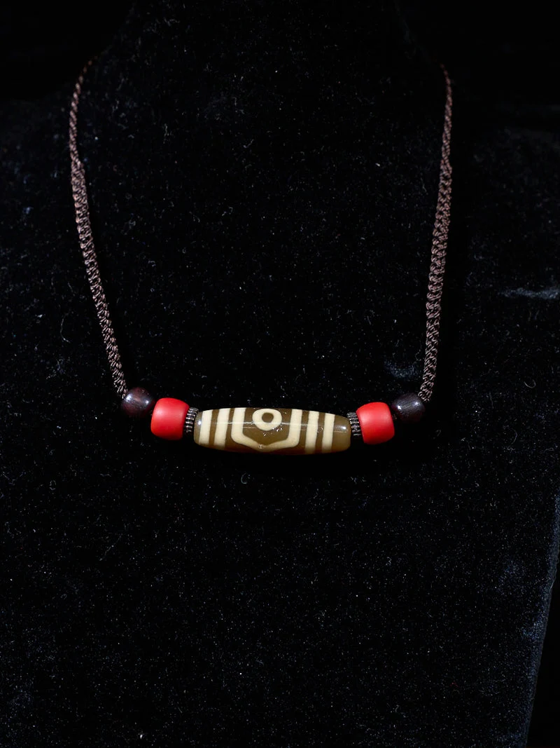 Three-Eyed Dzi Bead Necklace – Tibetan Symbol of Protection & Spiritual Balance