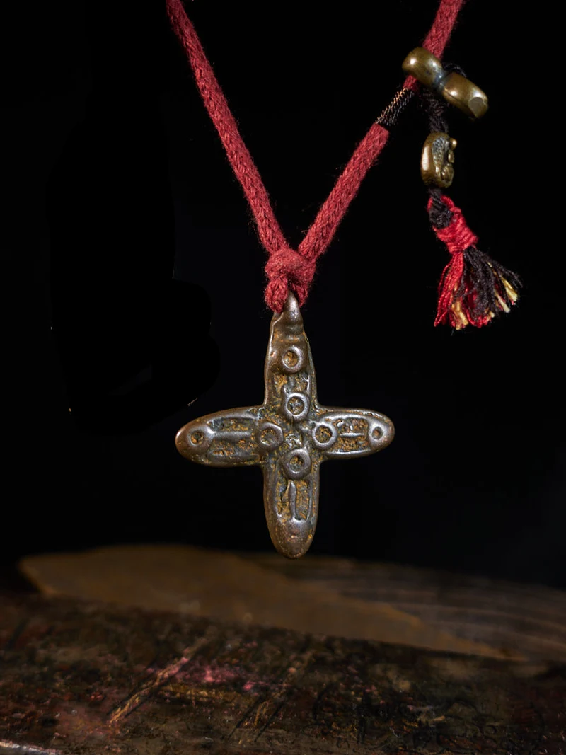 Guardian Protection Sky-Iron Bird Totem Vajra Thokcha Necklace