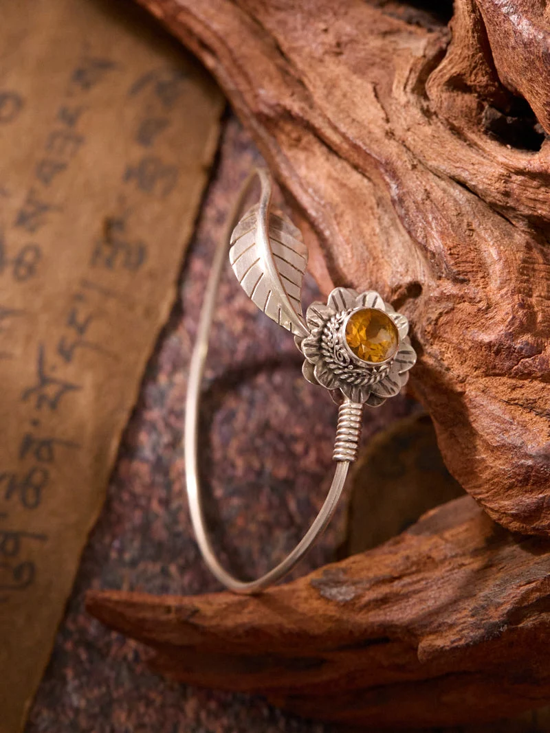 Radiant Clarity Bracelet | Pure Silver Citrine Bangle for Abundance and Spiritual Energy